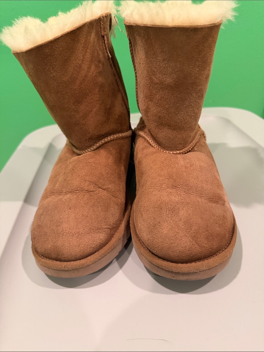 UGG Chestnut Suede Shearling Short Boots with Back Bows - Picture 2 of 8